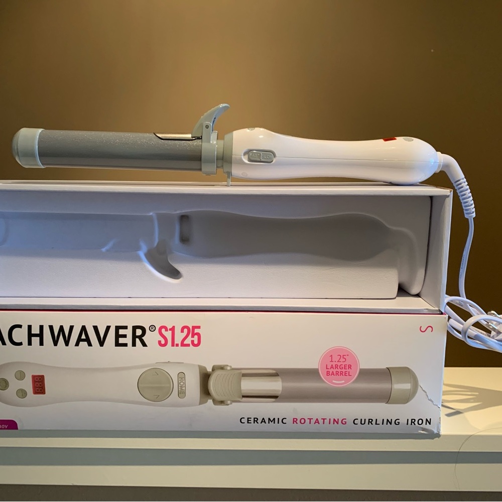 The Beachwaver Co. Rotating Barrel Curling Iron